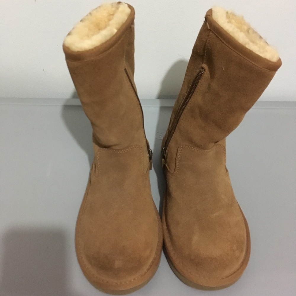 Ugg youth boots with side zipper